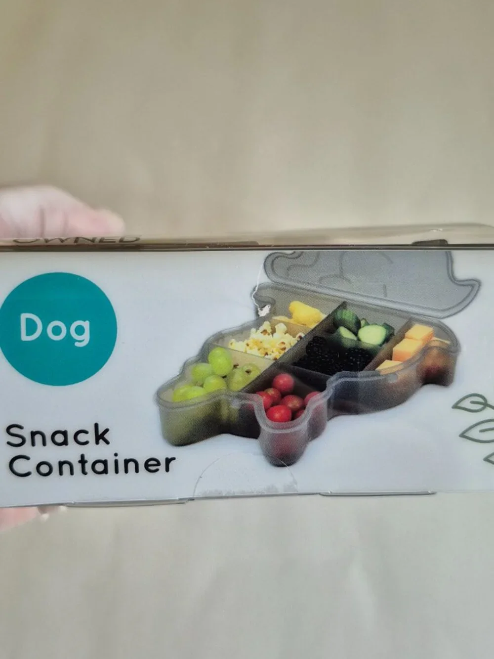 Melii Dog Snackle Box With 7 Adjustable Compartments on-the-go!, NWT